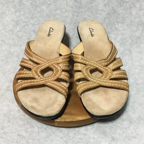 Clarks Sandals 9 Brown Tan Leather Slide Shoes 72421 Strappy - Picture 1 of 10